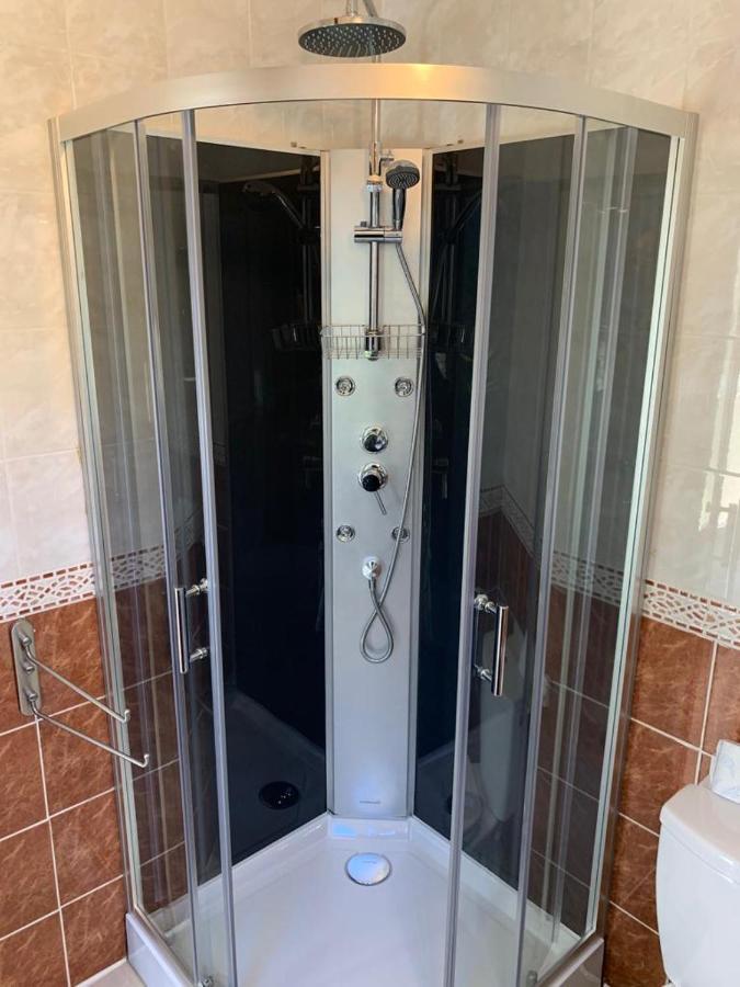 Bed and Breakfast Le Jardin Des Hirondelles Blanzaguet-Saint-Cybard Esterno foto
