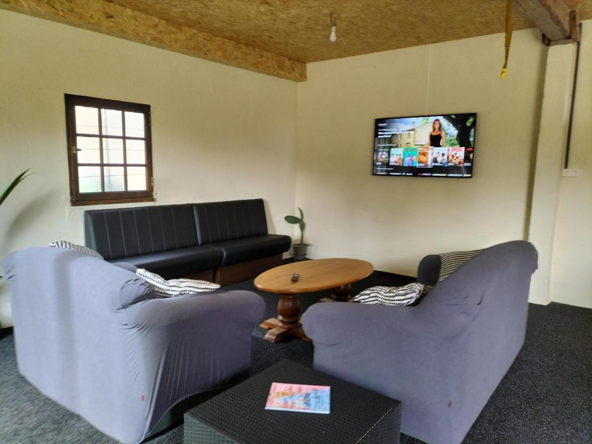 Bed and Breakfast Le Jardin Des Hirondelles Blanzaguet-Saint-Cybard Esterno foto