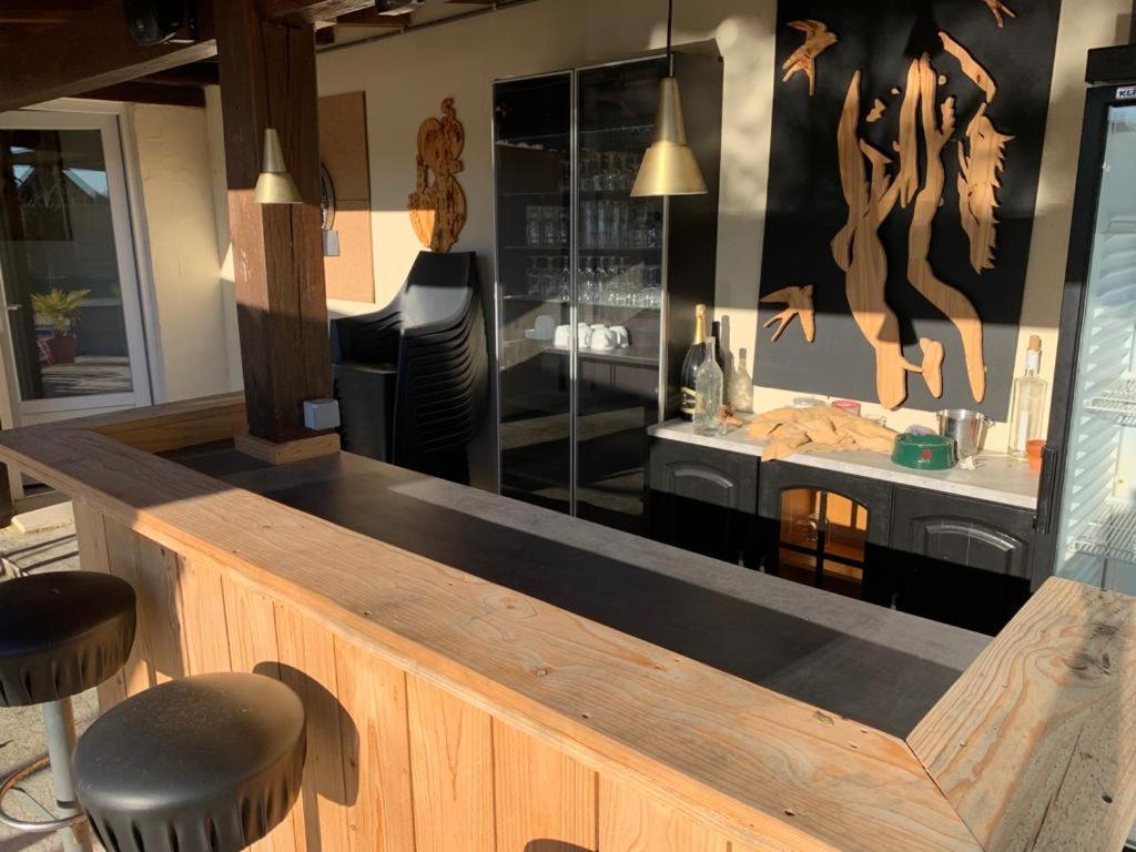 Bed and Breakfast Le Jardin Des Hirondelles Blanzaguet-Saint-Cybard Esterno foto